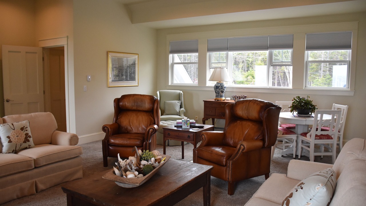 Photo of Livingroom in Ocean Point