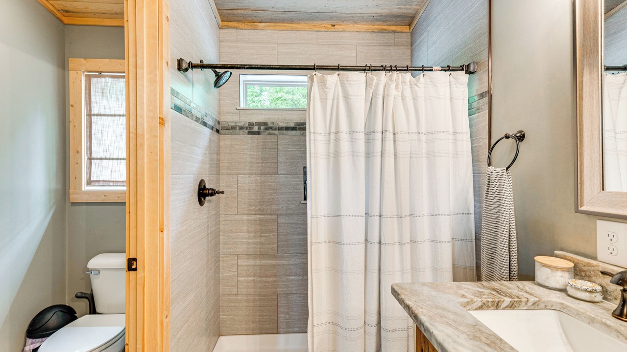 Photo of Bathroom in Murphy