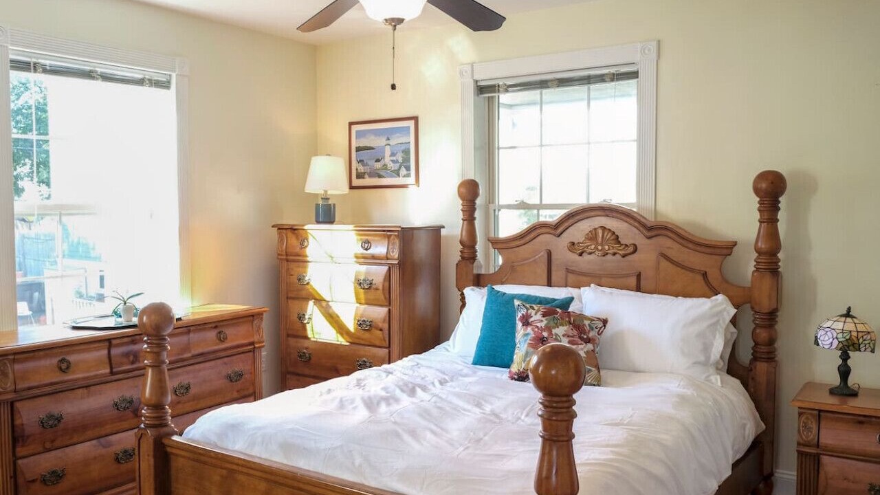 Photo of Bedroom in East Deering