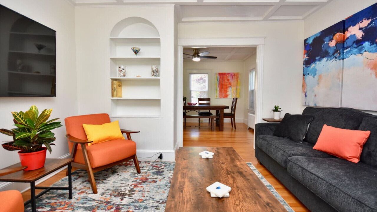 Photo of Livingroom in North Deering