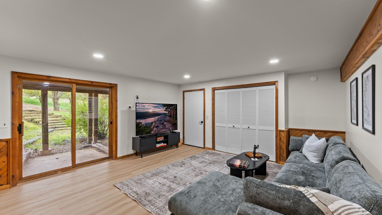 Photo of Livingroom in Ellicottville