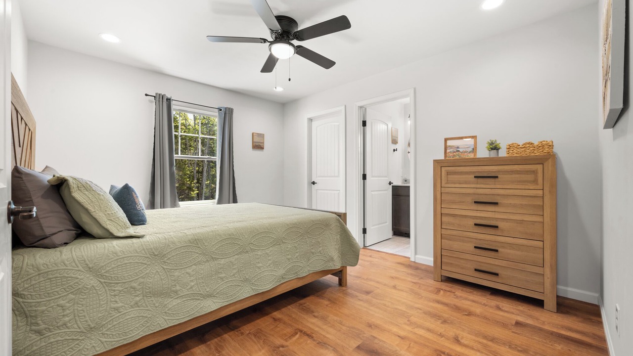 Photo of Bedroom in Bernard