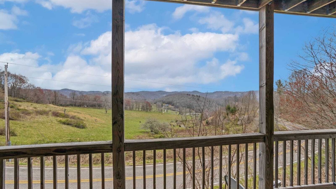 Photo of Others in Blowing Rock