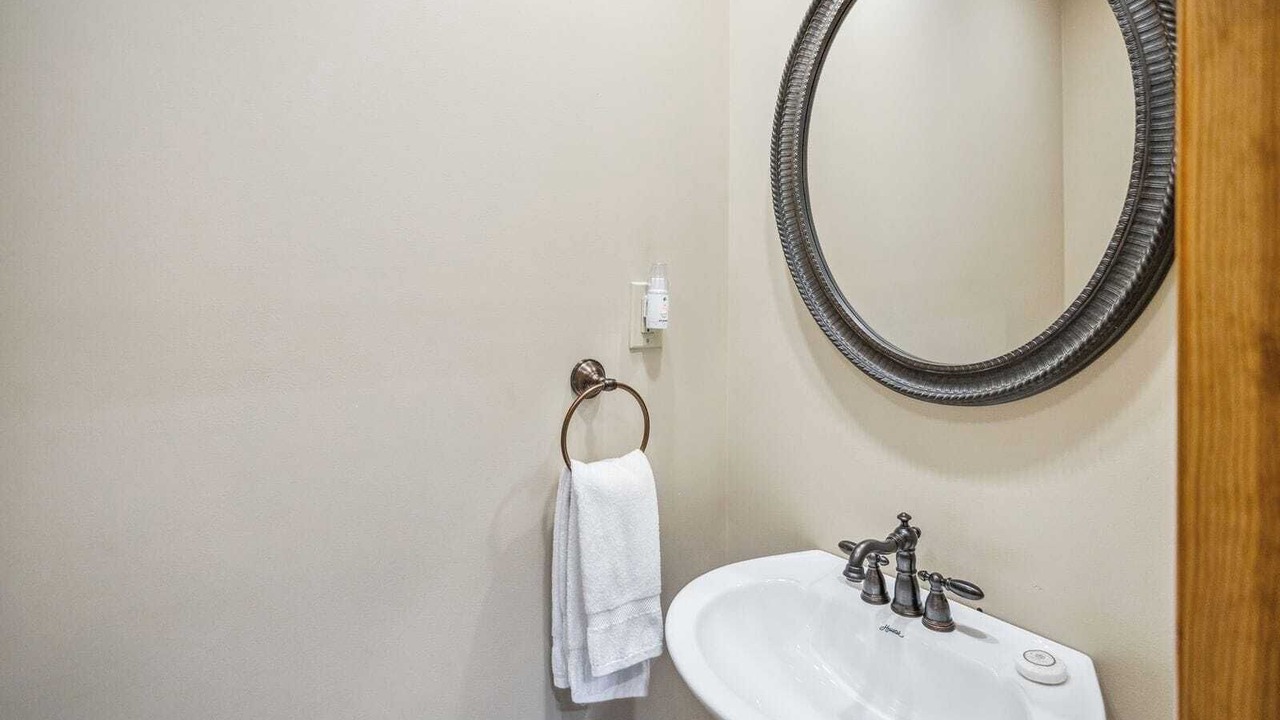 Photo of Bedroom in Blowing Rock