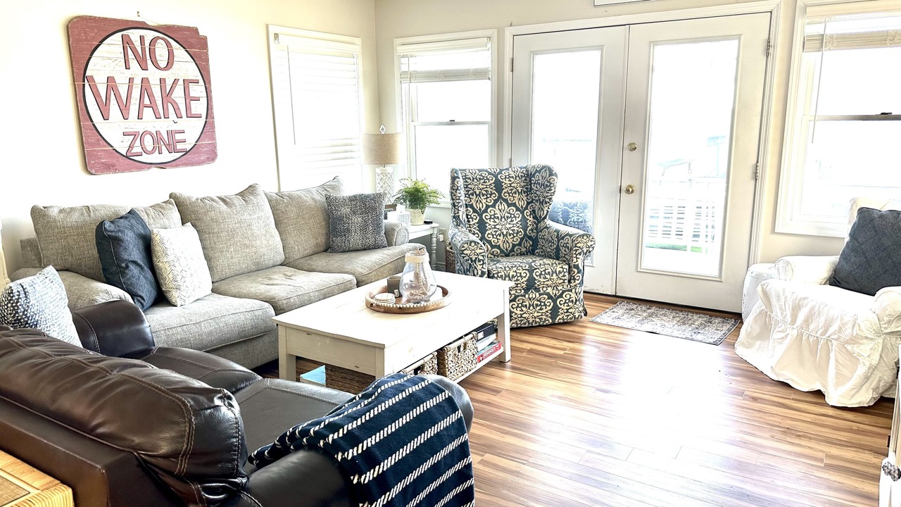 Photo of Livingroom in Geneseo