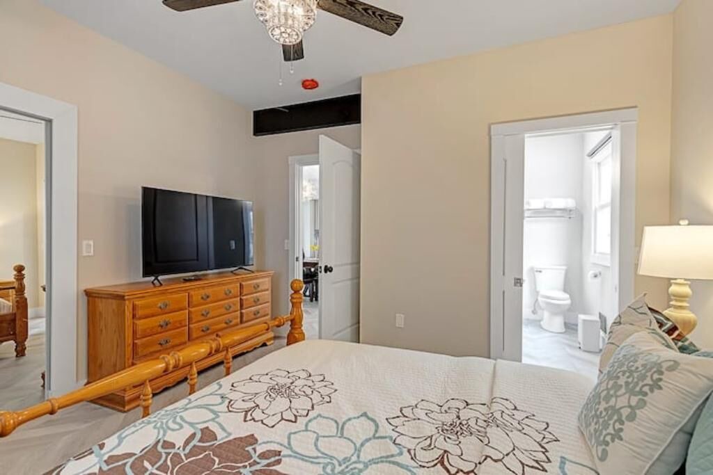 Photo of Bedroom in Cleveland