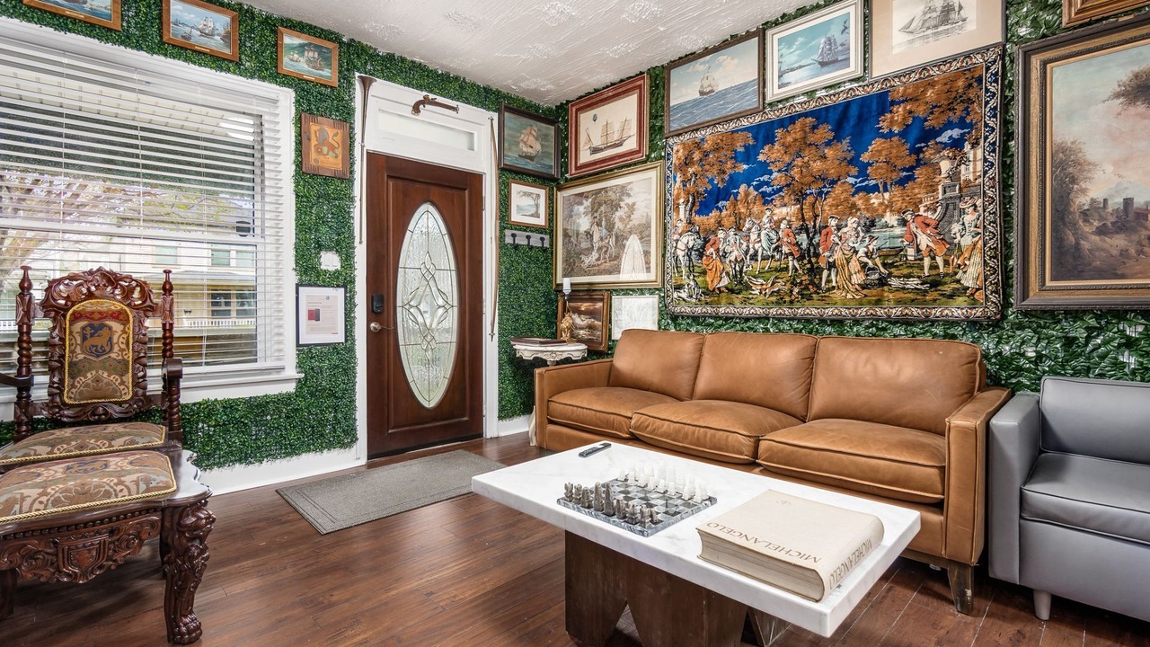 Photo of Livingroom in Weinland Park