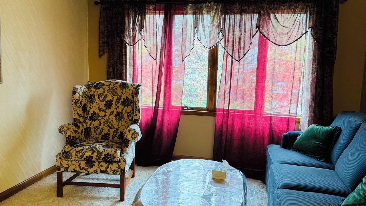 Photo of Livingroom in Cheektowaga