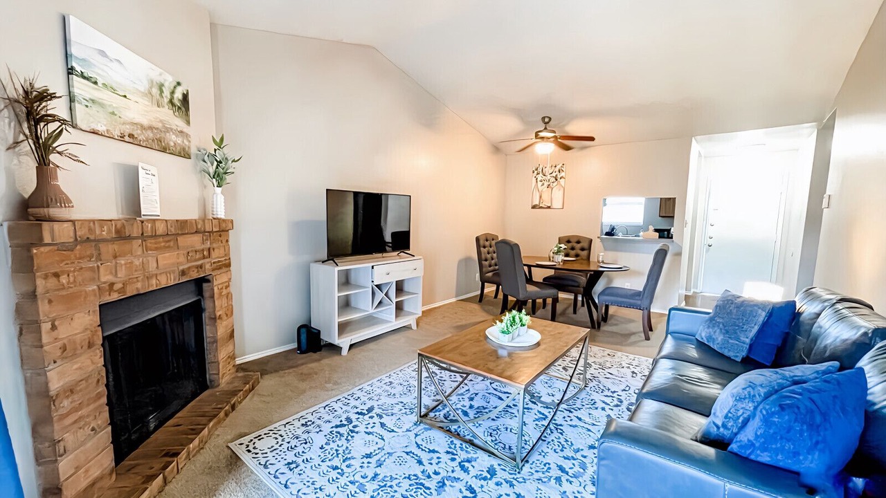 Photo of Livingroom in Northwest Corpus Christi
