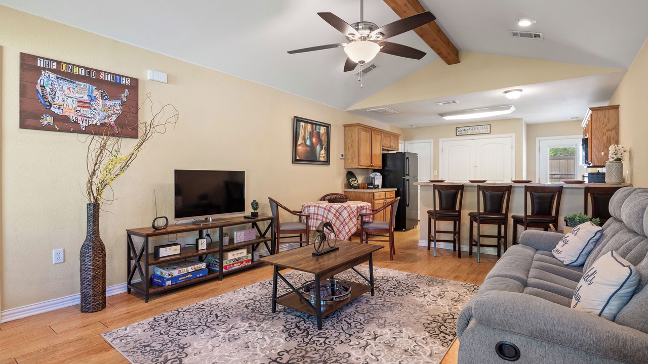 Photo of Livingroom in Sherman