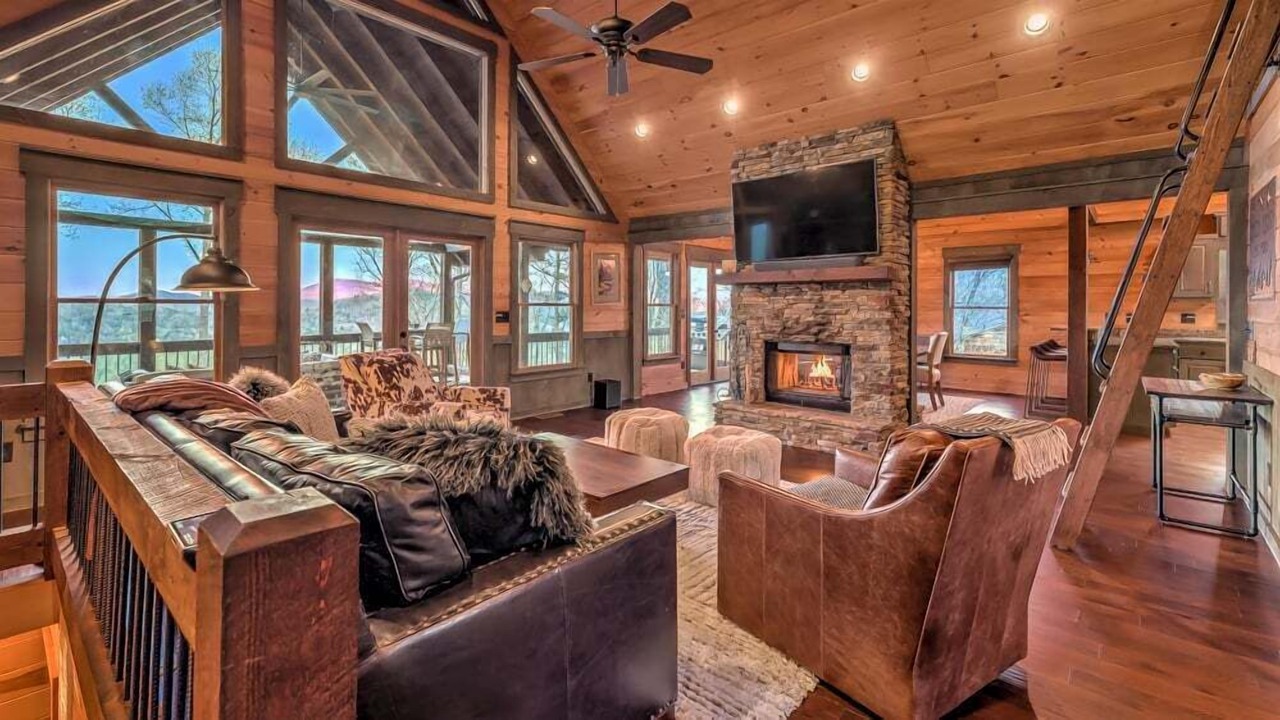 Photo of Livingroom in Raccoon Ridge