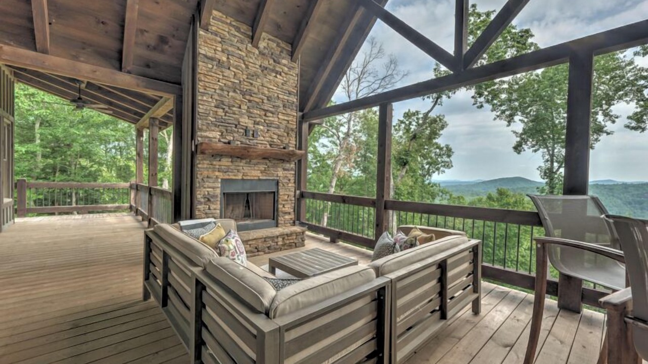 Photo of Patio Balcony in Raccoon Ridge