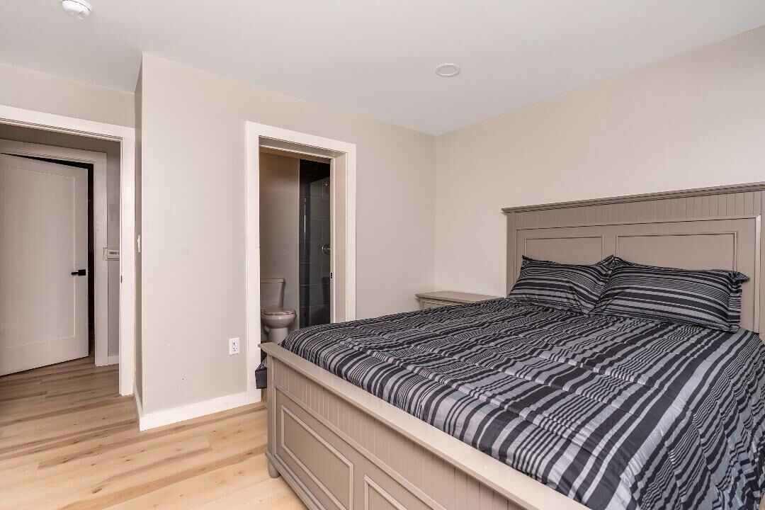 Photo of Bedroom in Saratoga Springs