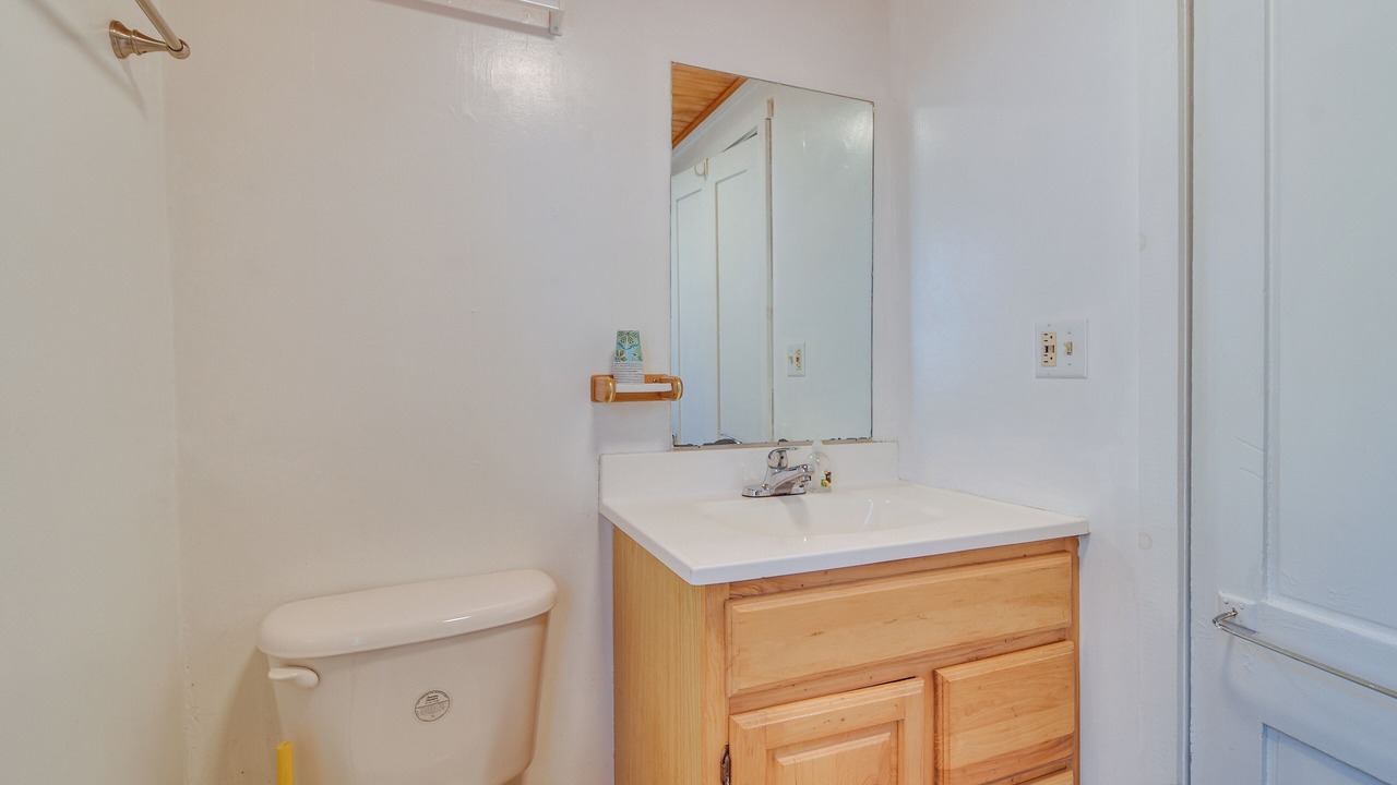 Photo of Bathroom in Oakland