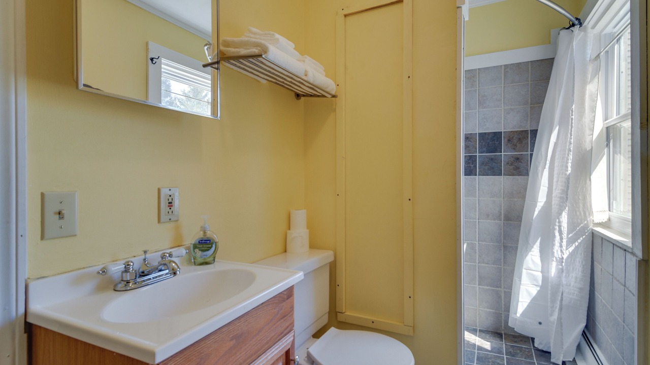 Photo of Bathroom in Oakland