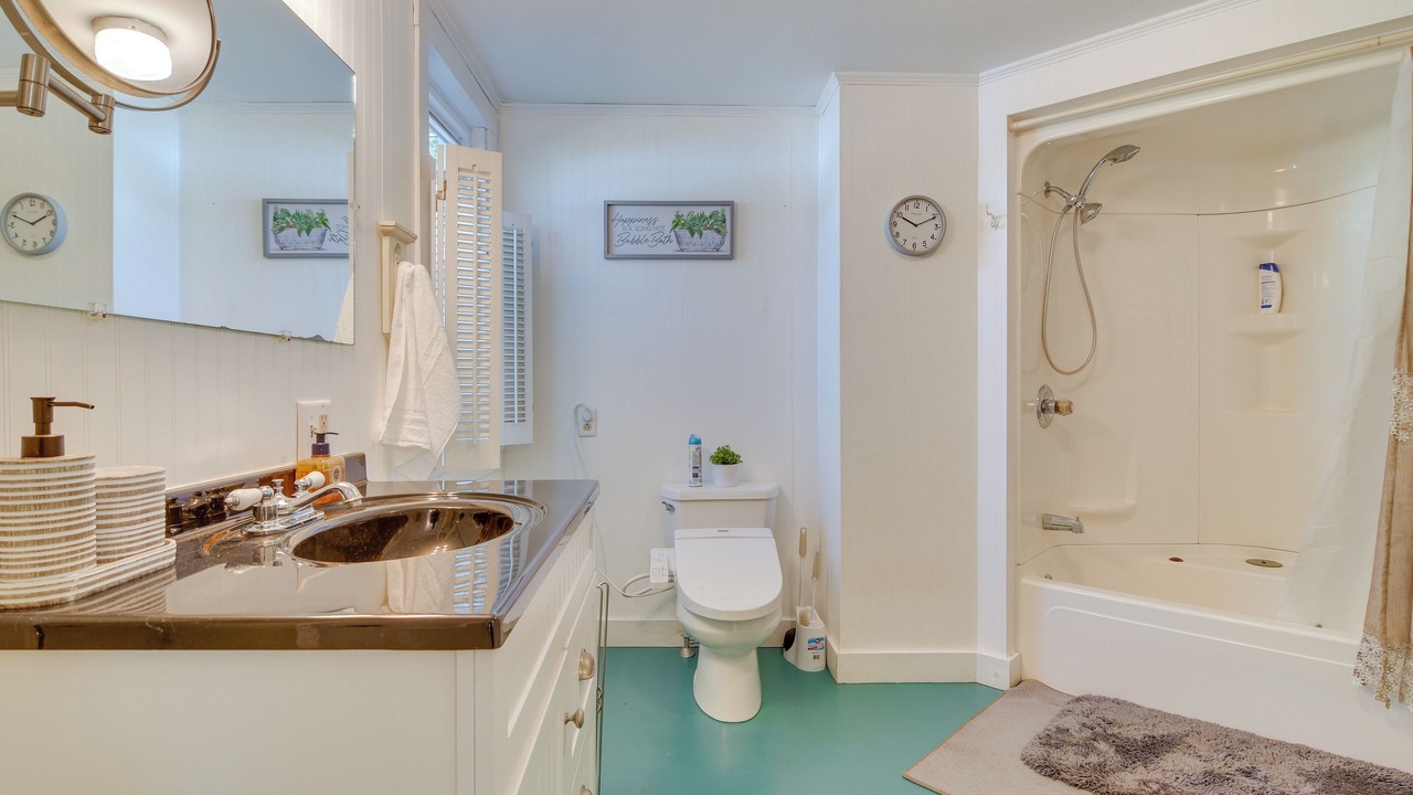 Photo of Bathroom in Oakland