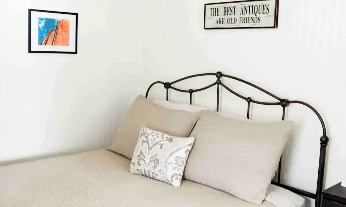 Photo of Bedroom in Hampden