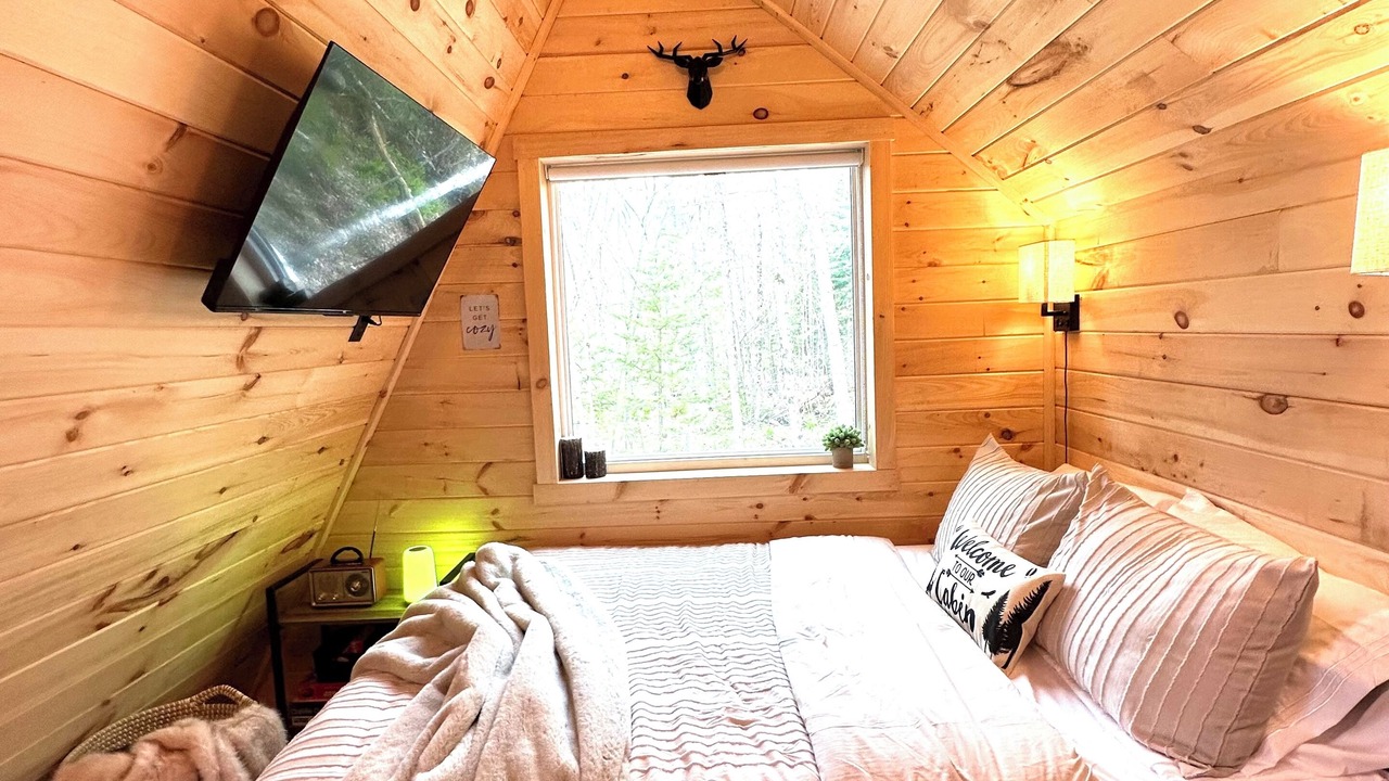 Photo of Bedroom in Athol