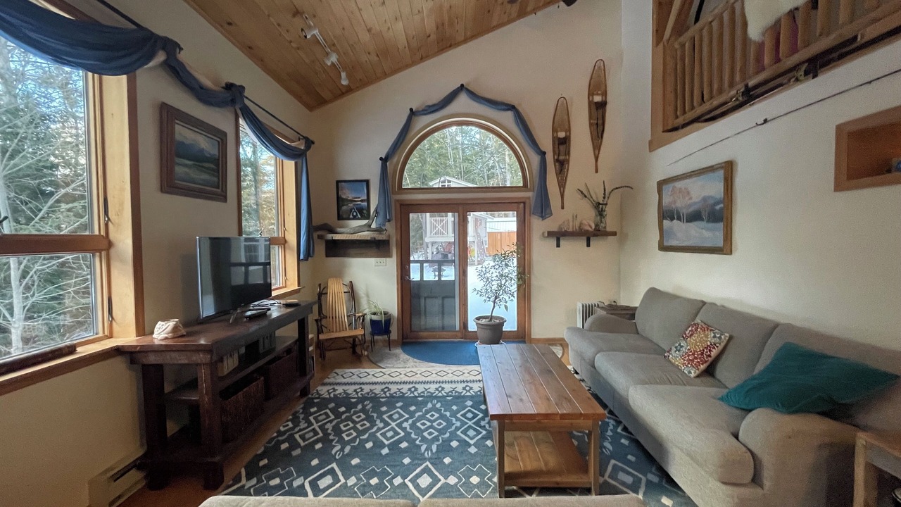 Photo of Livingroom in Lake Luzerne