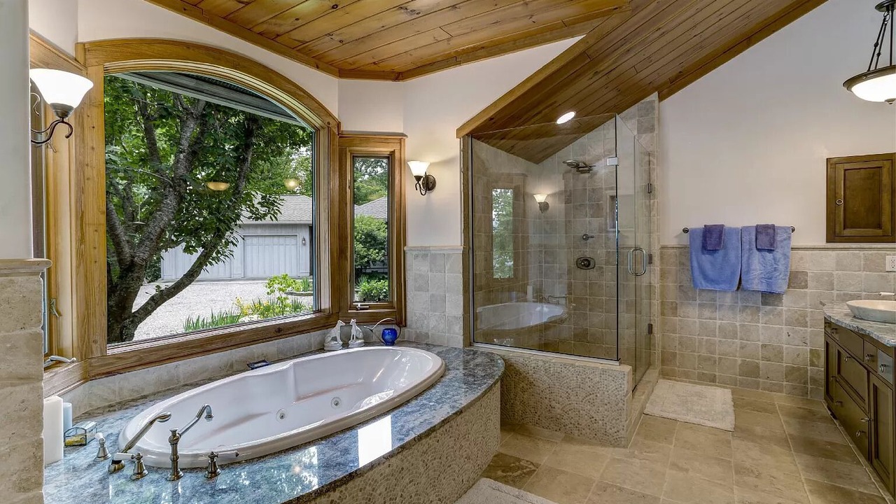 Photo of Bathroom in Hayesville