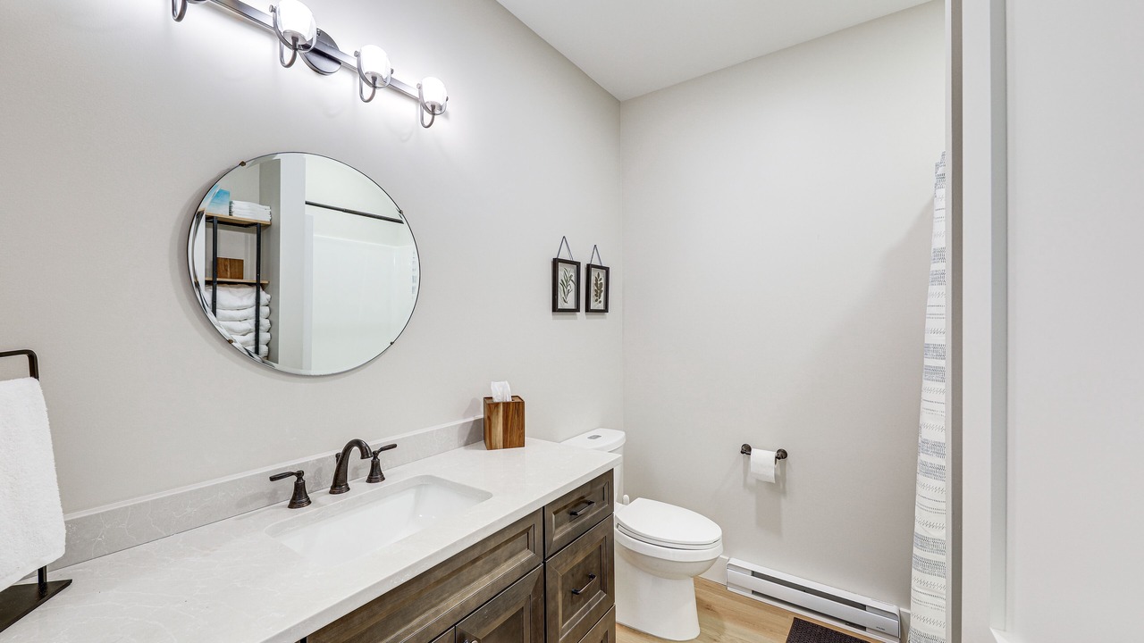 Photo of Bathroom in Lovell
