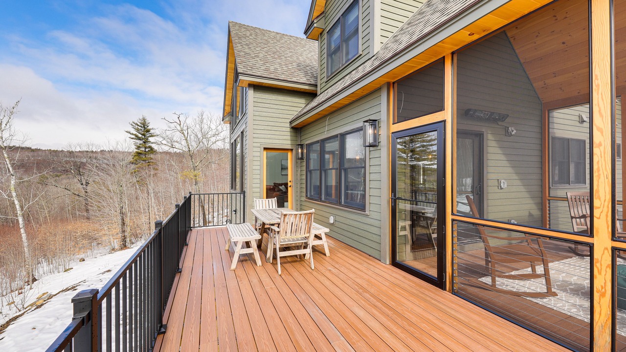 Photo of Patio Balcony in Lovell