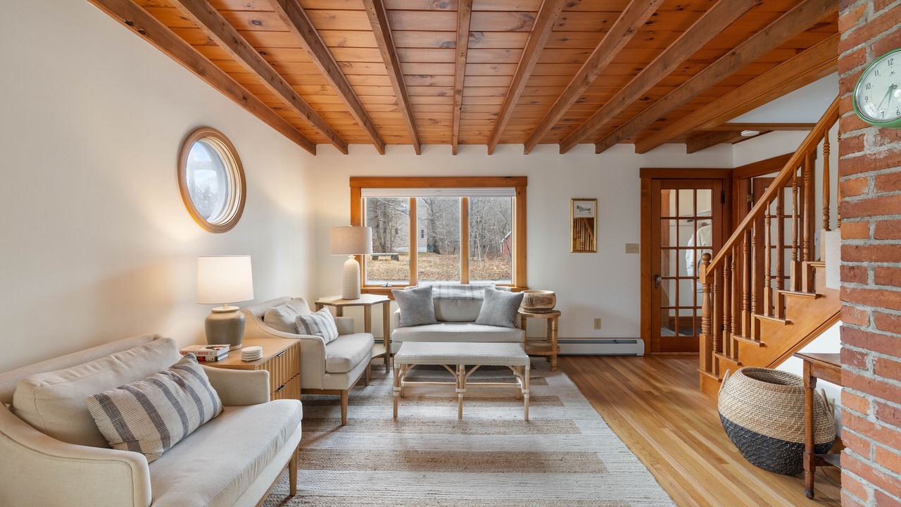 Photo of Livingroom in Cape Porpoise