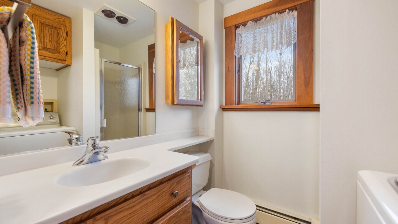 Photo of Bathroom in Cape Porpoise