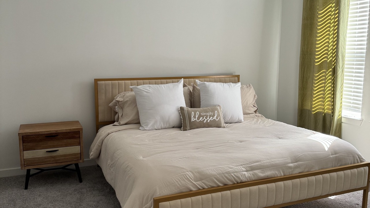 Photo of Bedroom in Alpharetta