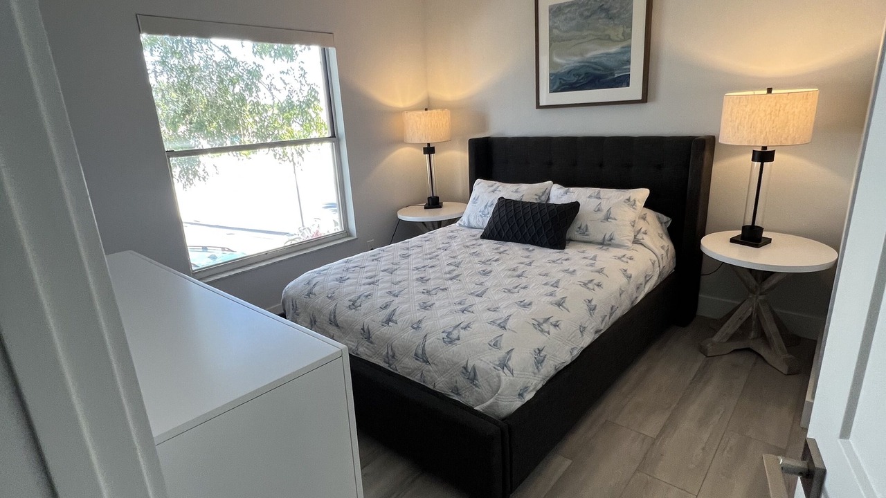 Photo of Bedroom in Naples Park