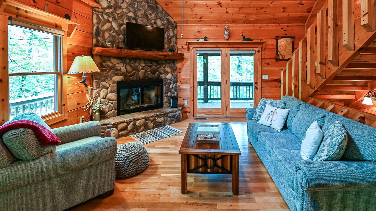 Photo of Livingroom in Morganton