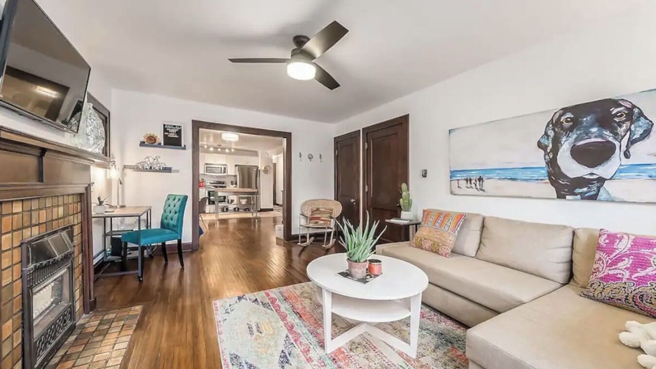 Photo of Livingroom in Victorian Village