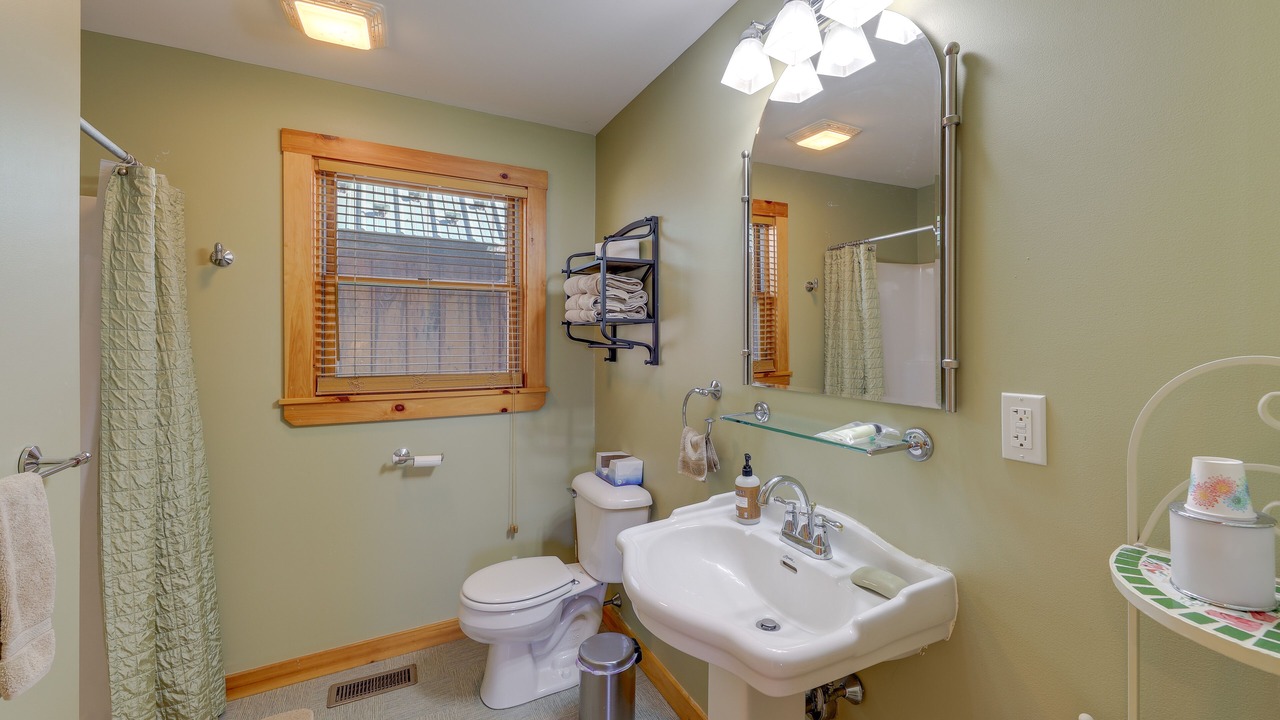 Photo of Bathroom in Harrison