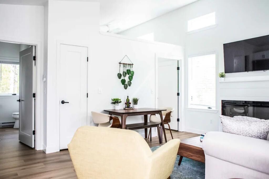 Photo of Livingroom in Scarborough