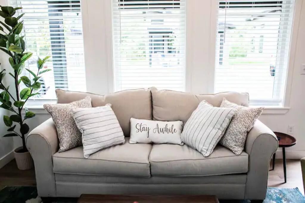Photo of Livingroom in Scarborough