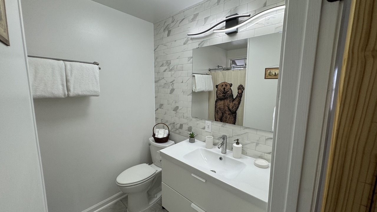 Photo of Bathroom in Hiawassee
