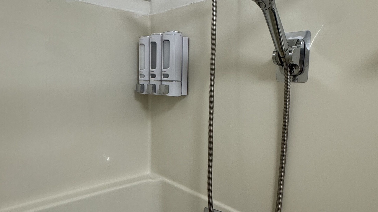 Photo of Bathroom in Hiawassee
