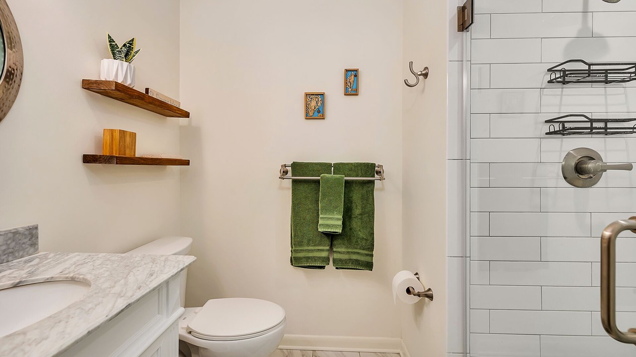 Photo of Bathroom in Saint Simons Island