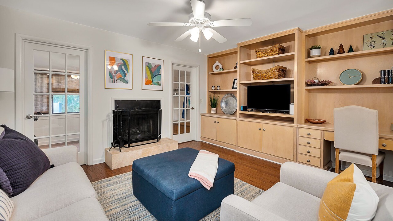 Photo of Livingroom in Saint Simons Island