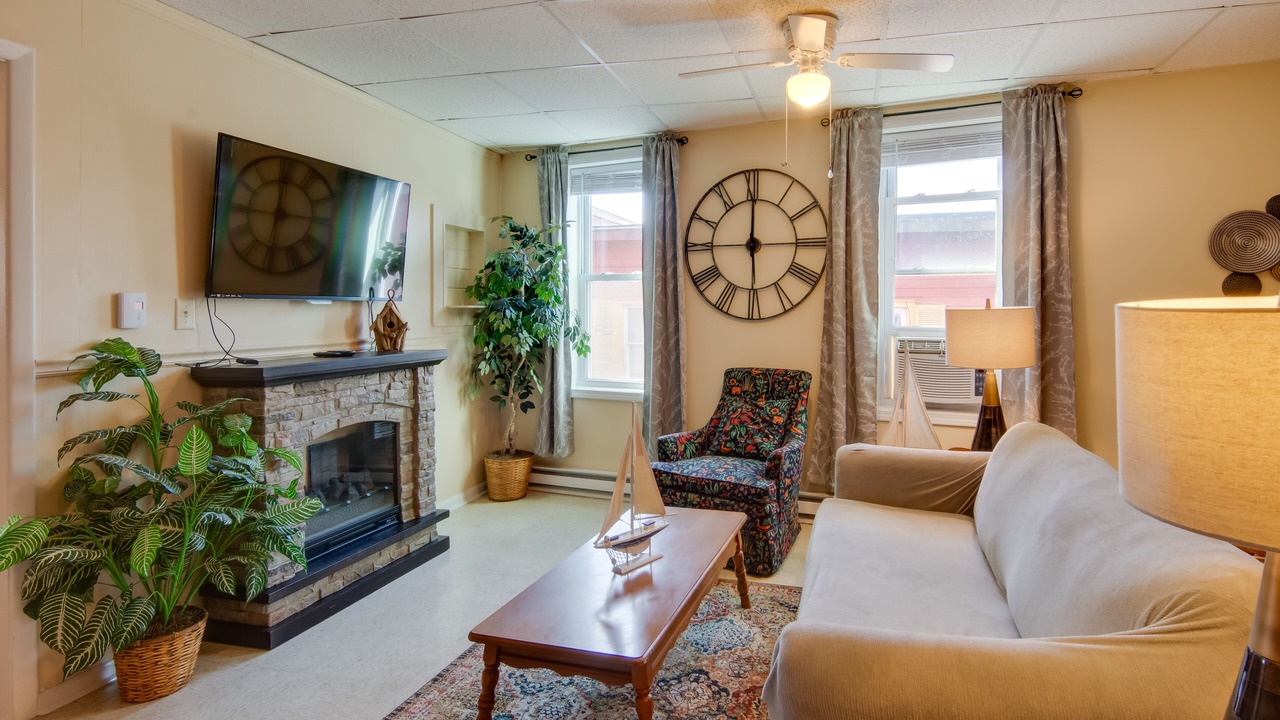 Photo of Livingroom in Mayville