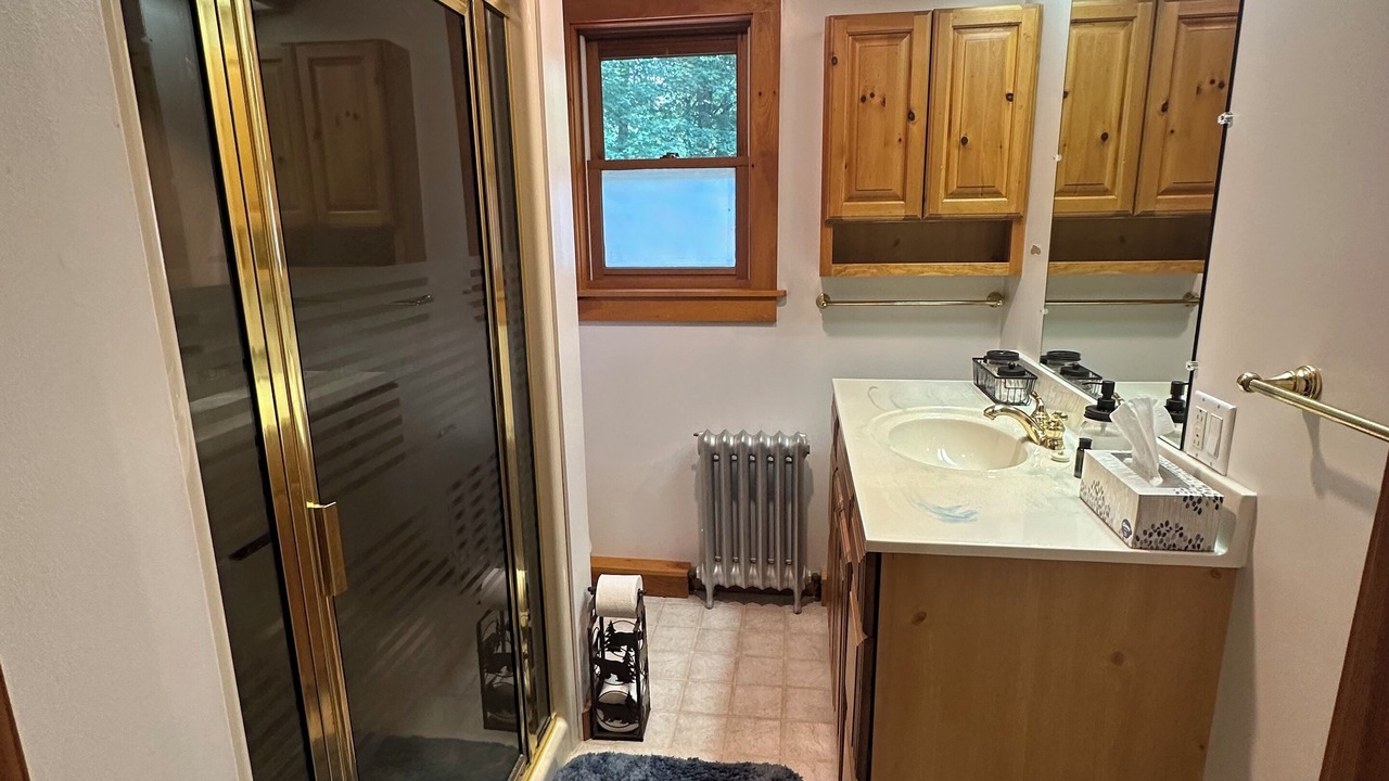 Photo of Bathroom in Grove City