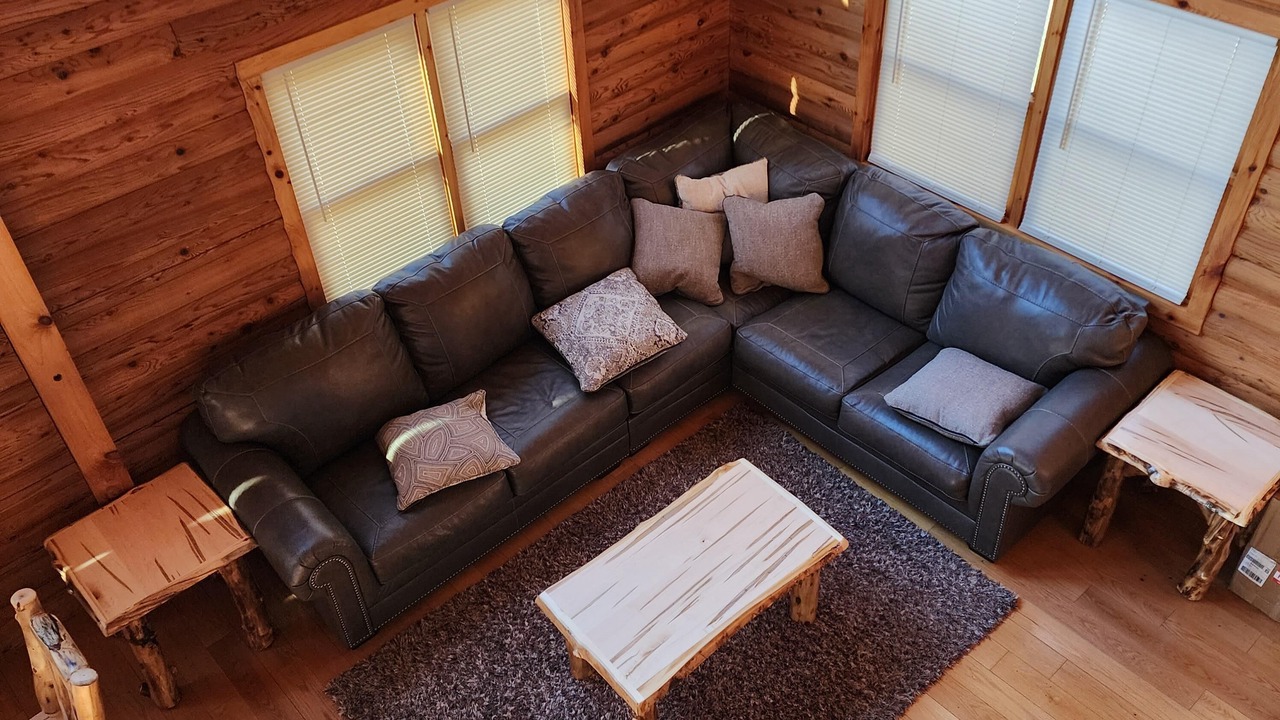 Photo of Livingroom in Grove City