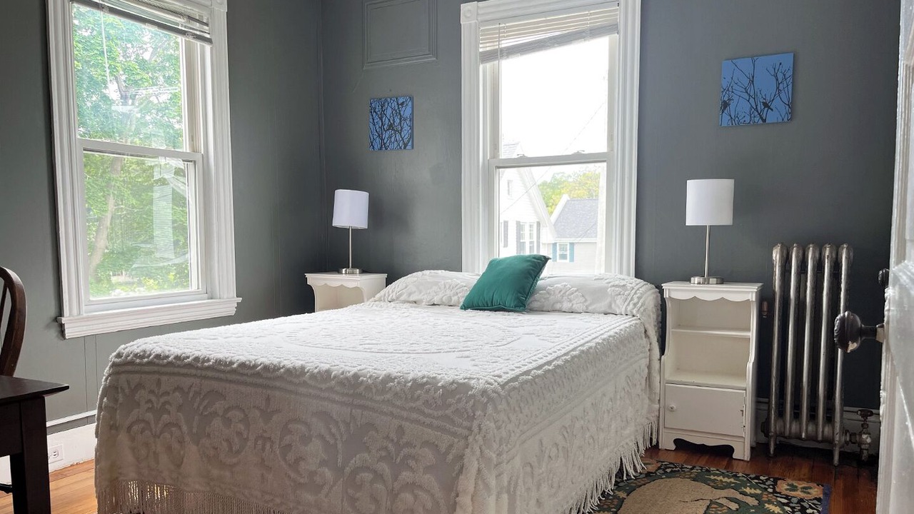 Photo of Bedroom in Back Cove