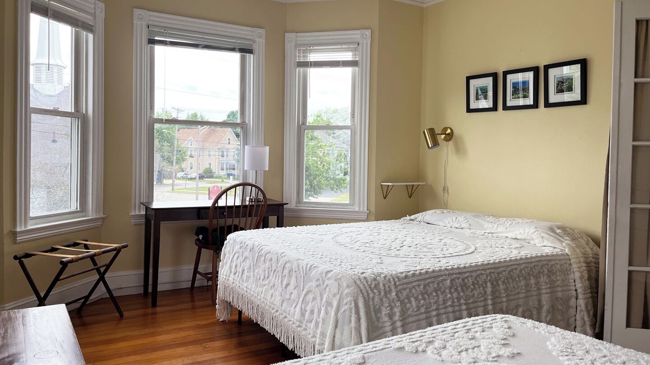 Photo of Bedroom in Back Cove