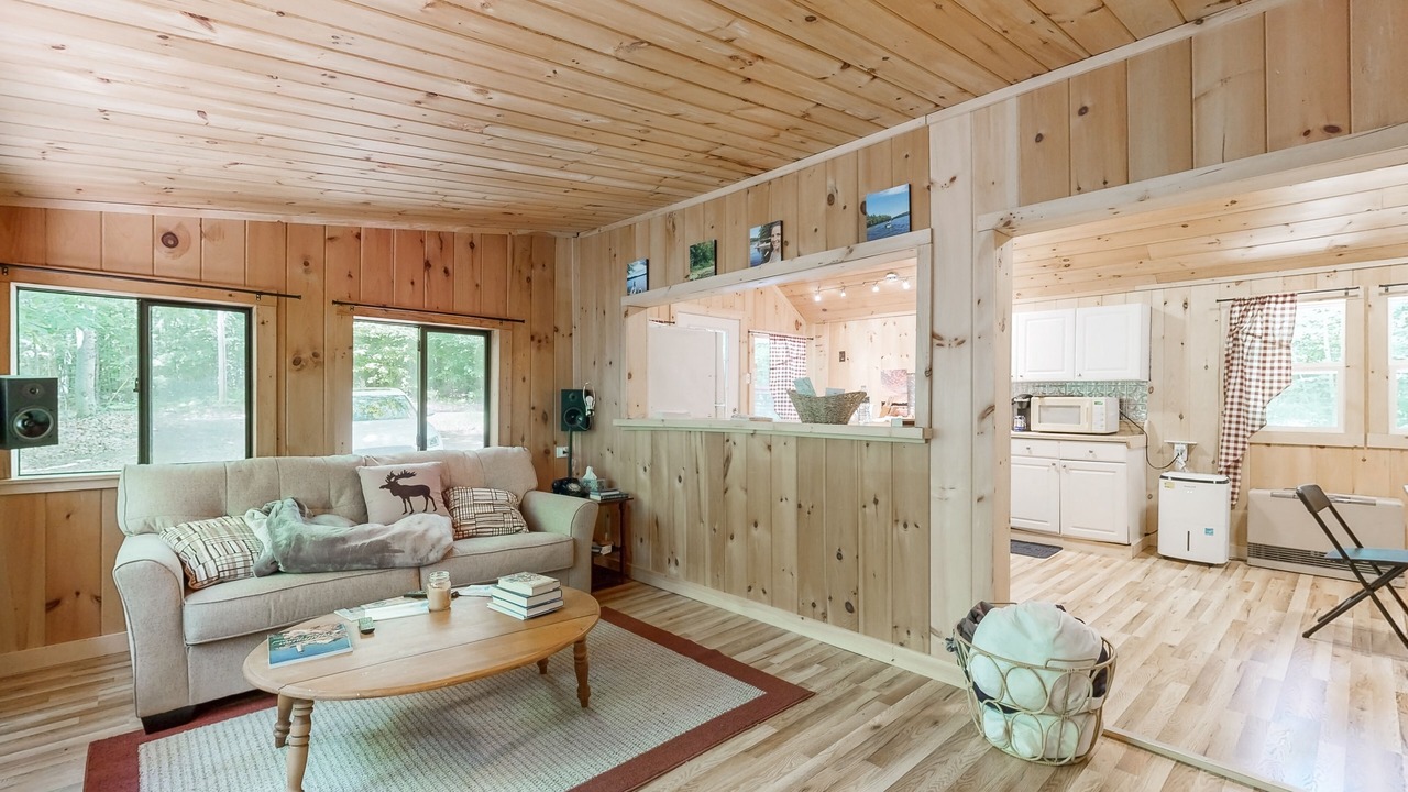 Photo of Livingroom in Kents Hill