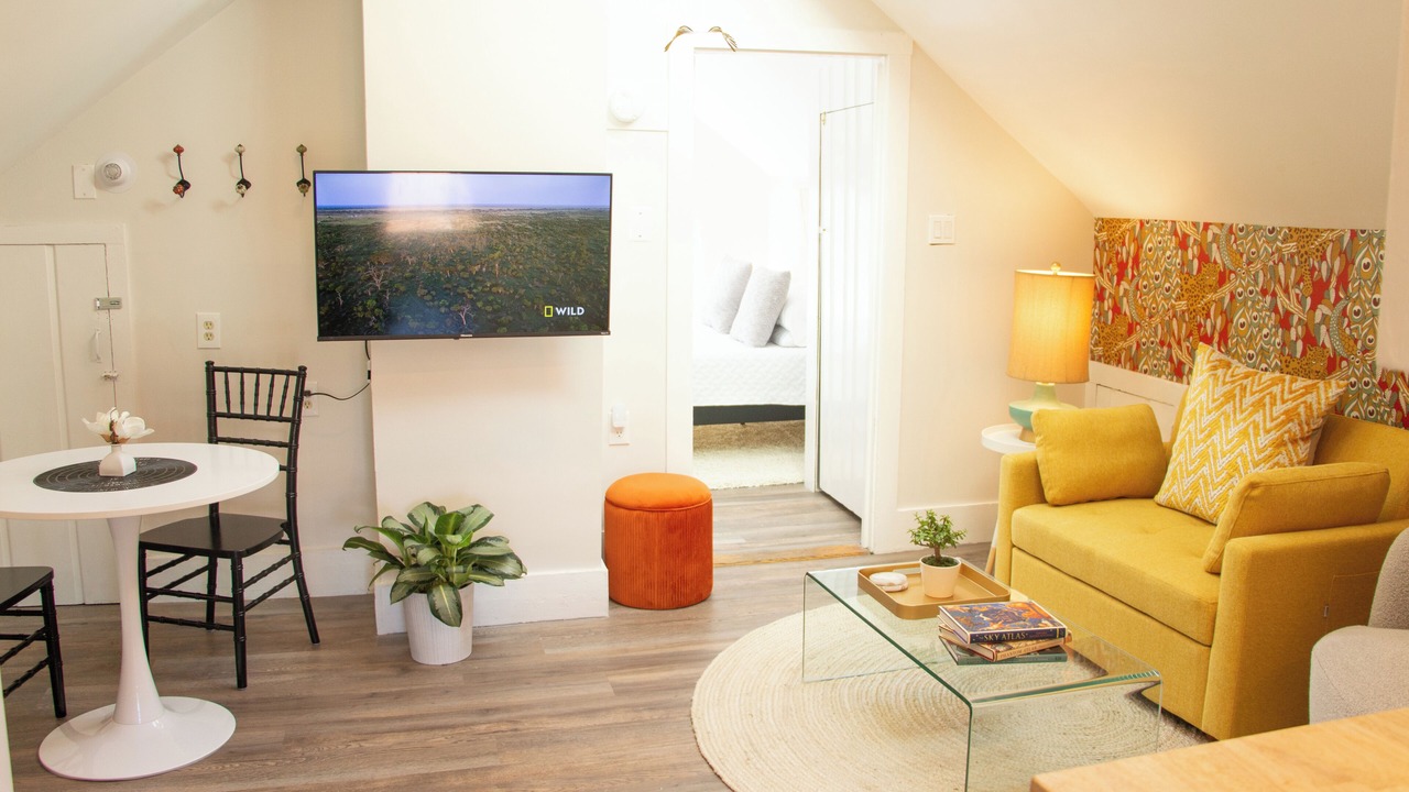 Photo of Livingroom in Knightville