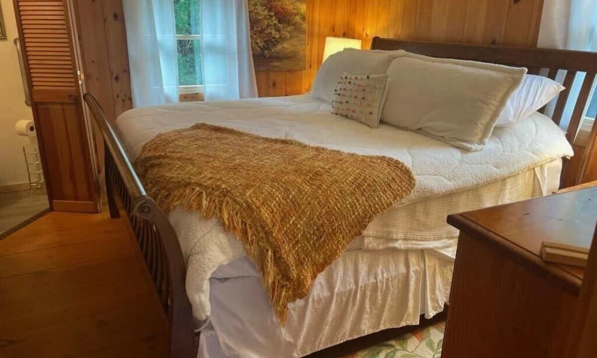 Photo of Bedroom in Wayne