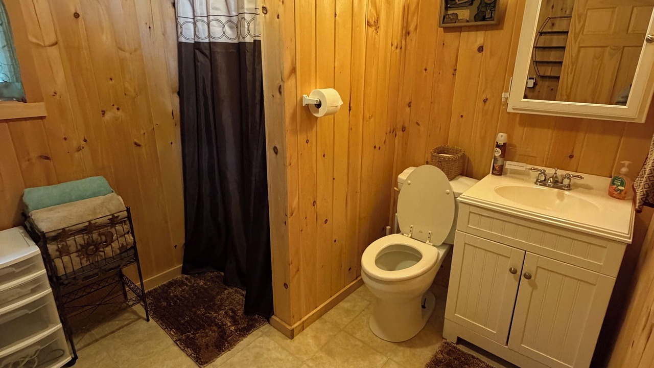 Photo of Bathroom in Ellsworth