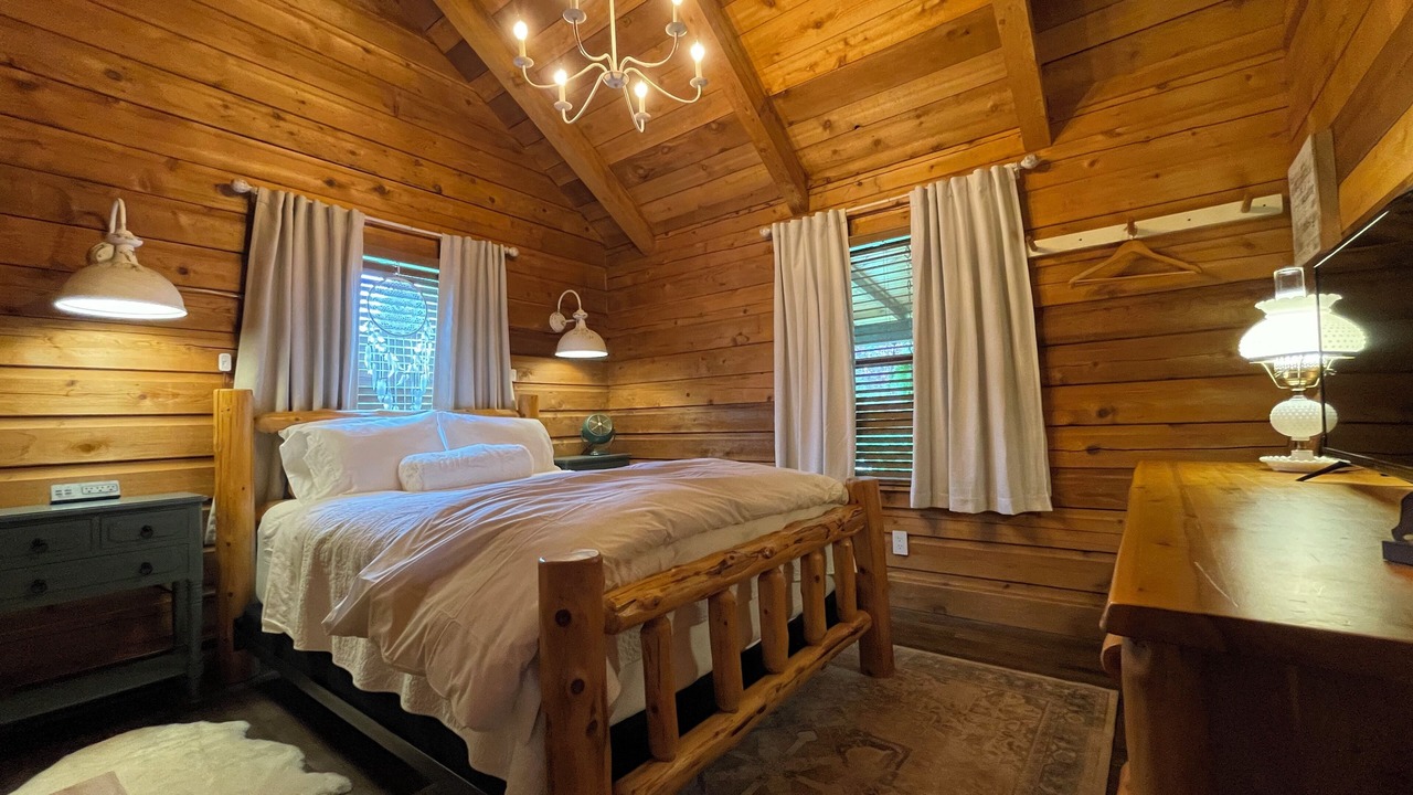 Photo of Bedroom in Blowing Rock