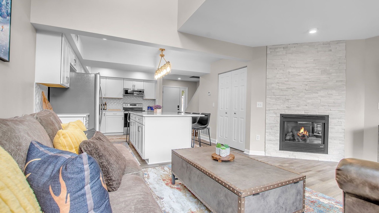 Photo of Livingroom in Ellicottville